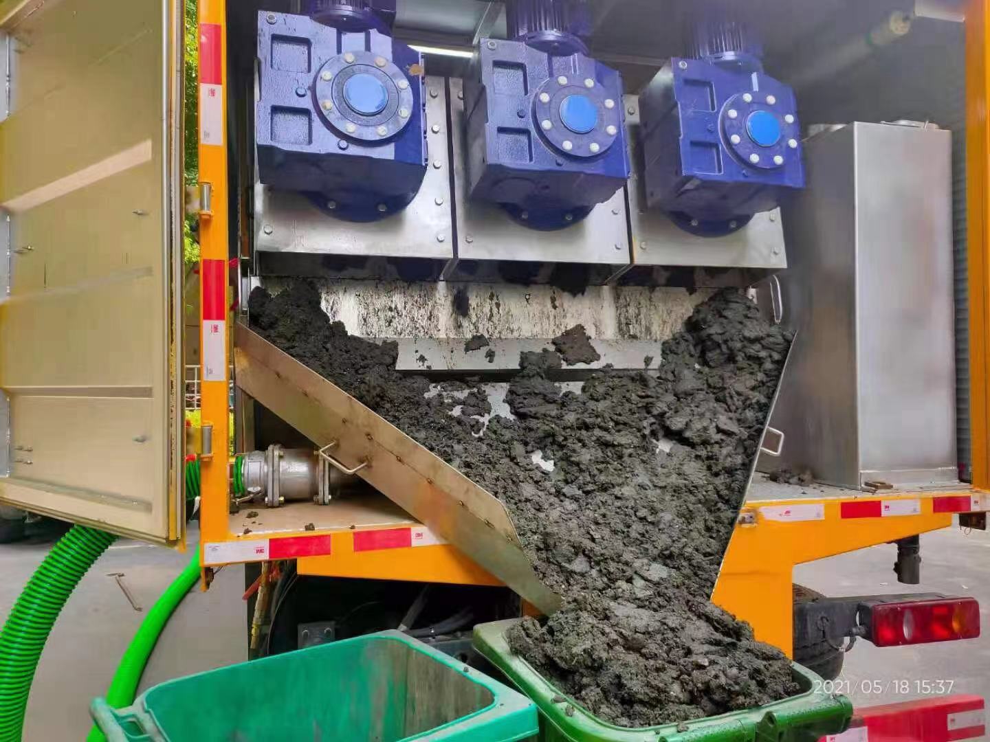 华龙化粪池清掏城市维护站-泥浆净化干湿分离处理